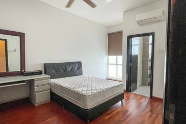 Semi-Detached House Cyberjaya Perdana Lakeview East 