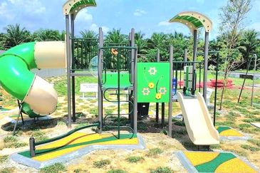 TAMAN PELANGI LANGKAP