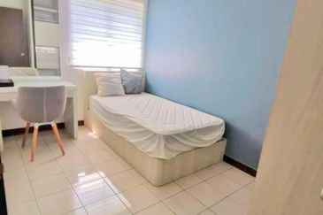 TAMAN PELANGI LANGKAP