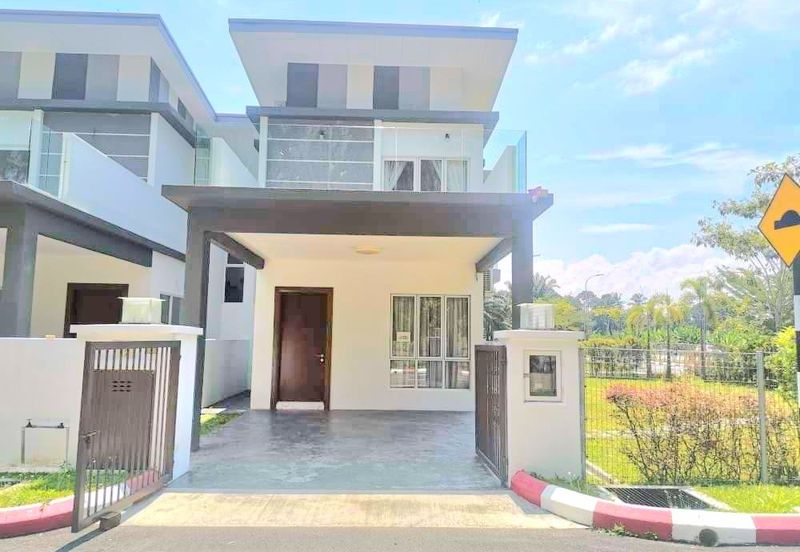 TAMAN PELANGI LANGKAP