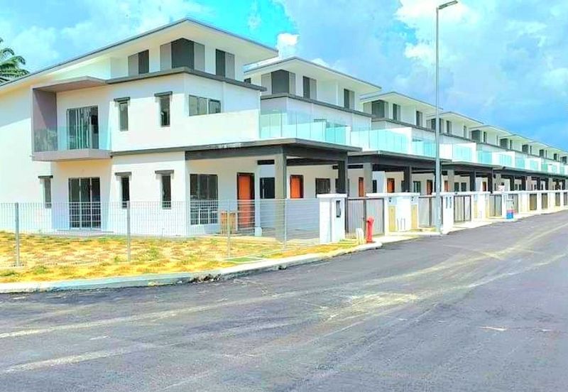 TAMAN PELANGI LANGKAP