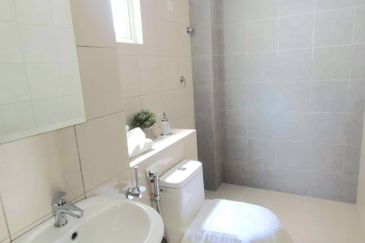 TAMAN PELANGI LANGKAP