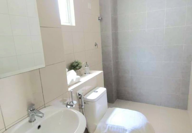 TAMAN PELANGI LANGKAP