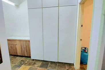 Hijau Apartment (Ukay Heights)