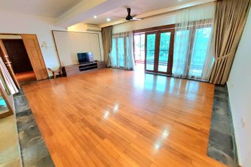 Hijau Apartment (Ukay Heights)