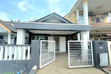 Taman Pinggiran Batu Caves