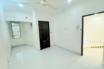 Taman Pinggiran Batu Caves