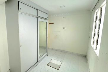 Taman Pinggiran Batu Caves