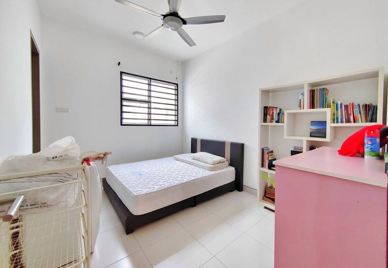 Laman Bakawali @ Kota Seriemas