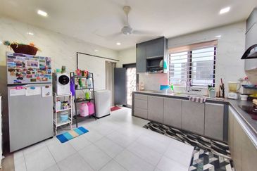 Jalan Kebun Nenas 2B/KS7