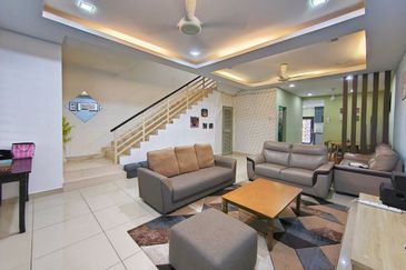 Jalan Kebun Nenas 2B/KS7