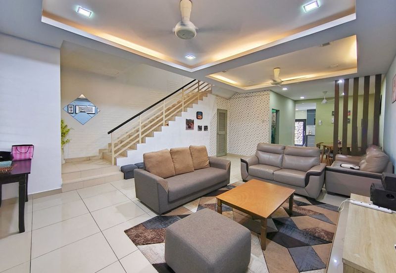 Jalan Kebun Nenas 2B/KS7