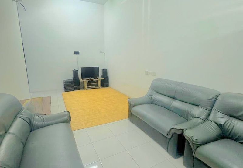 DESA LAHAT SRI -WANG