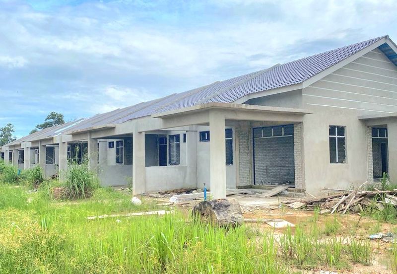 (Zero Deposit) Projek Perumahan Teres Setingkat Taman Jelatok Tanah Merah, Kelantan.