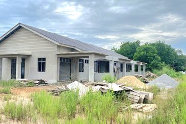 (Zero Deposit) Projek Perumahan Teres Setingkat Taman Jelatok Tanah Merah, Kelantan.