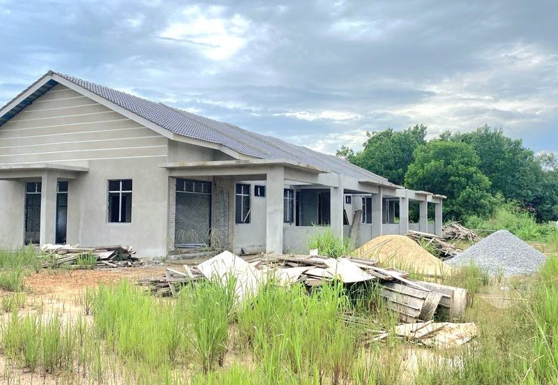 (Zero Deposit) Projek Perumahan Teres Setingkat Taman Jelatok Tanah Merah, Kelantan.