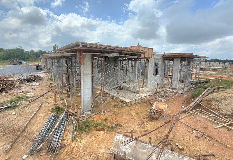 (Zero Booking) Rumah Teres Setingkat Taman Desa Merah, Tanah Merah, Kelantan