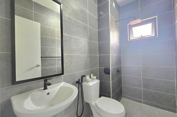 Double Storey Townhouse Aludra Residence Cyberjaya Persiaran Cyber Valley 3 For Sale