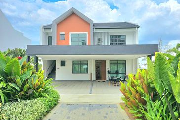 Double Storey Townhouse Aludra Residence Cyberjaya Persiaran Cyber Valley 3 For Sale