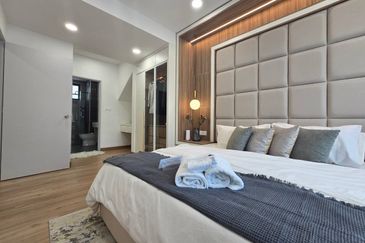 Double Storey Townhouse Aludra Residence Cyberjaya Persiaran Cyber Valley 3 For Sale