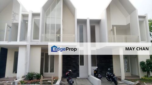 FREE FULLY FURNISH BIG SIZE TOWNHOUSE GATED & GUARDED COMMUNITY NEW TOWNSHIP IN CYBERJAYA, Selangor, Cyberjaya