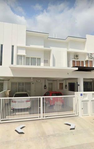 SUBSALES FULLY FURNISHED DOUBLE STOREY FREEHOLD 2776SF ONLY ONE UNIT ...