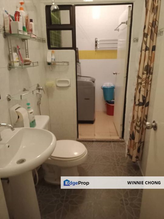 Seaview from Balcony and 5 mins to Kuah Jetty, Kedah, Langkawi