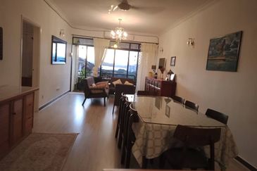 Seaview from Balcony and 5 mins to Kuah Jetty