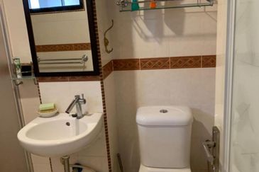 Seaview from Balcony and 5 mins to Kuah Jetty