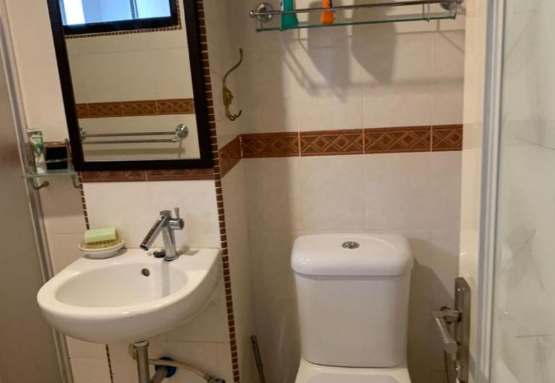 Seaview from Balcony and 5 mins to Kuah Jetty