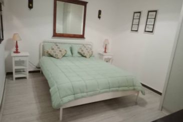 Seaview from Balcony and 5 mins to Kuah Jetty