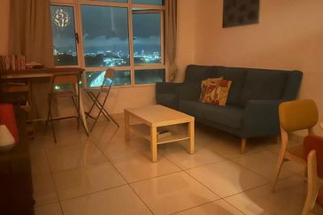 La Thea Residences @ 16 Sierra