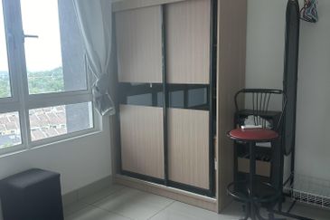 La Thea Residences @ 16 Sierra