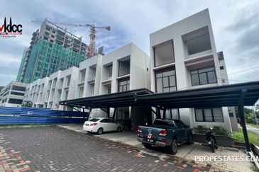 New Luxury Seaview Condominium in Kuah Langkawi