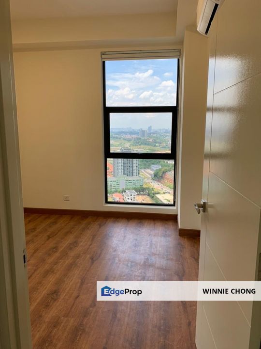 Corner duplex facing KLCC, Kuala Lumpur, Mont Kiara