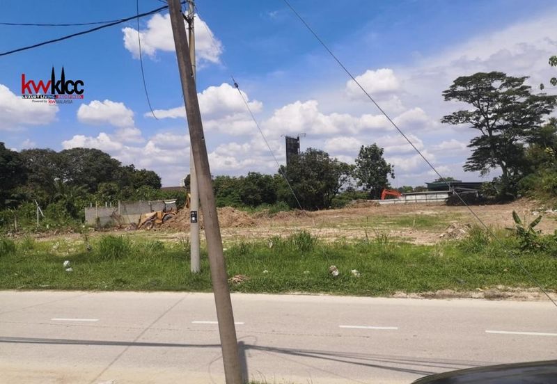 13 mins to Subang Jaya