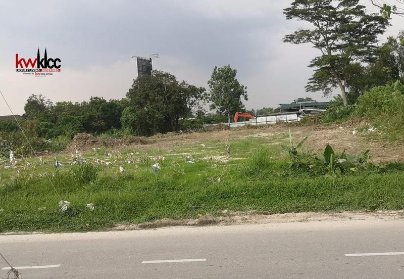 13 mins to Subang Jaya