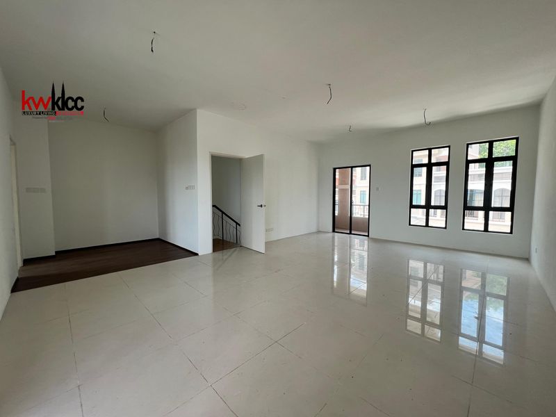 Seaview Villa with injouse elevator , Penang, Batu Ferringhi