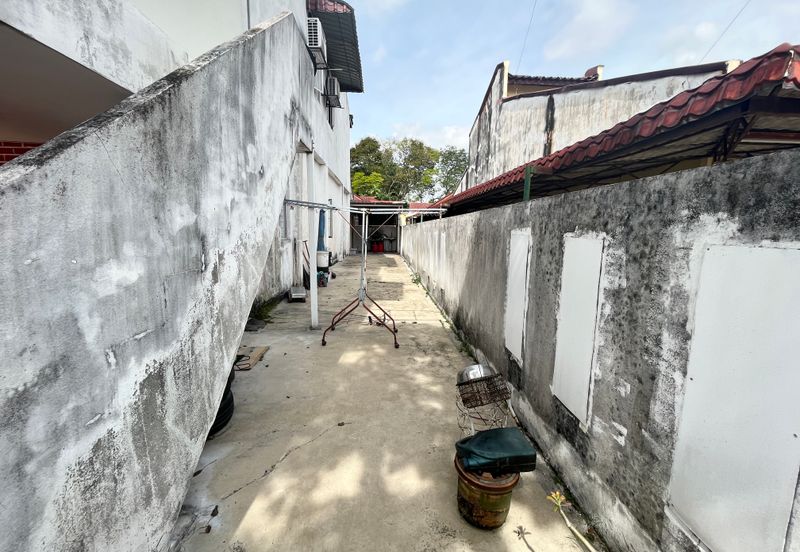 Happy Garden (Taman Gembira)