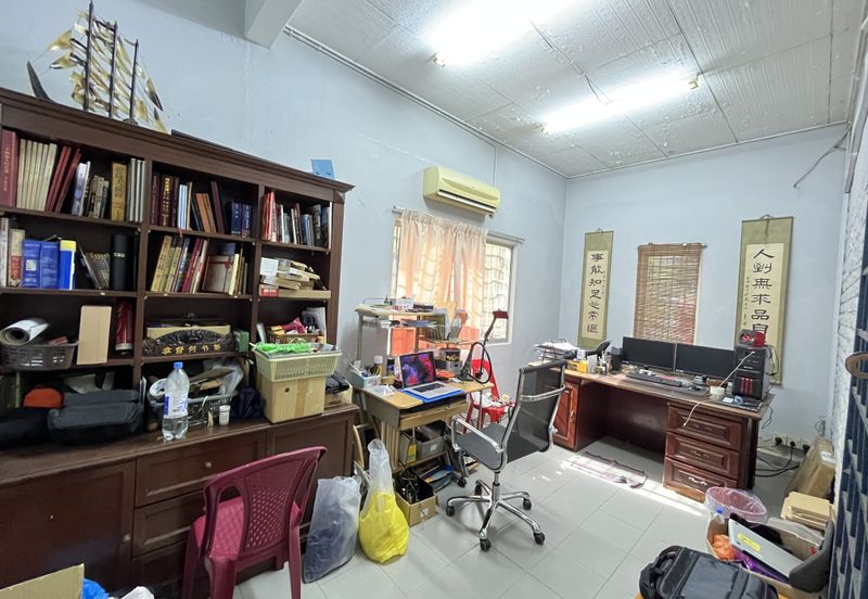 CORNER🏡2 Storey Terrace House For Sale @Taman Desa