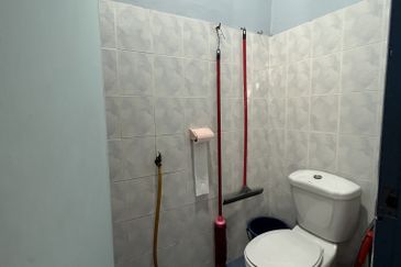 CORNER🏡2 Storey Terrace House For Sale @Taman Desa