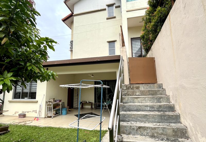 Freehold 3-Storey Corner Terrace @Taman Sungai Sering蕉赖9英里诗宁花苑 near Taman Suntex, Batu 9 For Sale