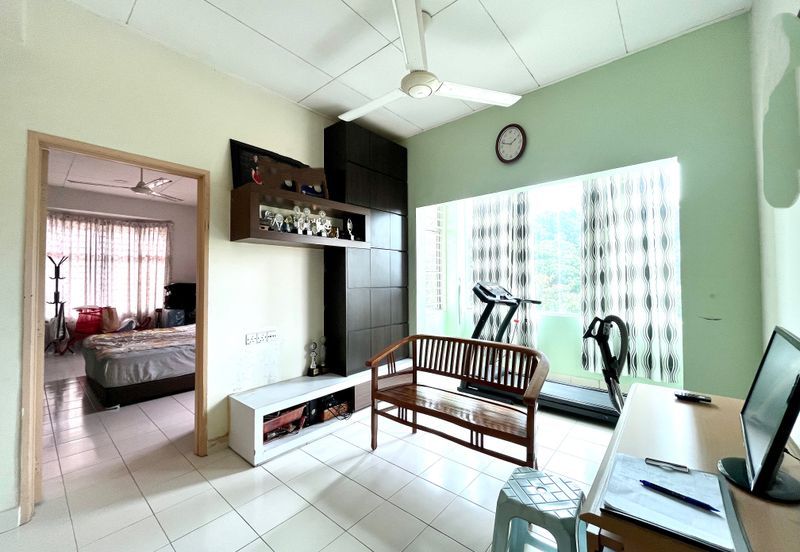 Freehold 3-Storey Corner Terrace @Taman Sungai Sering蕉赖9英里诗宁花苑 near Taman Suntex, Batu 9 For Sale