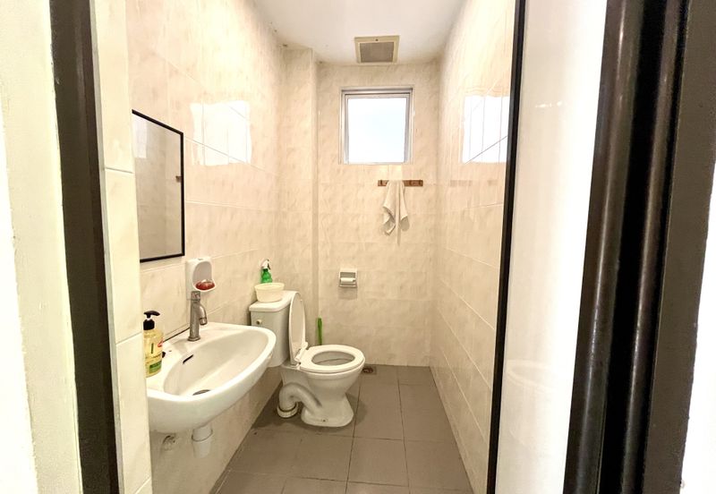 Freehold 3-Storey Corner Terrace @Taman Sungai Sering蕉赖9英里诗宁花苑 near Taman Suntex, Batu 9 For Sale