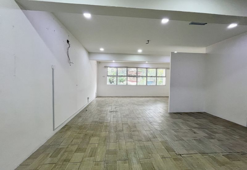 Taman Desa Business Park