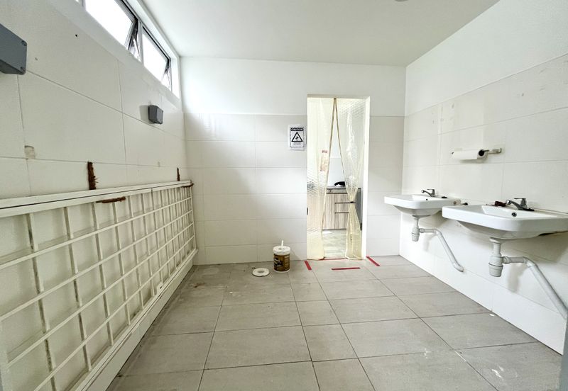 Taman Desa Business Park