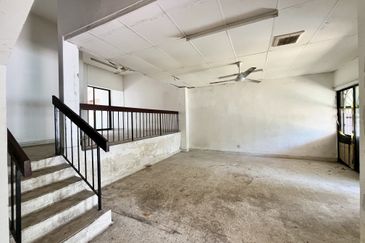 2 Storey Terrace 22 x 85@ Taman Desa