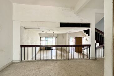 2 Storey Terrace 22 x 85@ Taman Desa