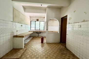 2 Storey Terrace 22 x 85@ Taman Desa