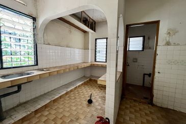 2 Storey Terrace 22 x 85@ Taman Desa